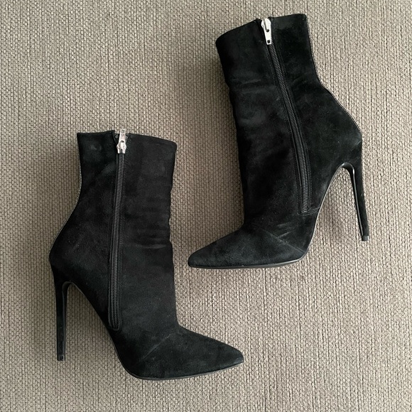 Steve Madden Bootie Suede Heels 💥 - Picture 2 of 8